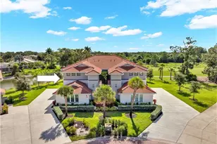 12061 Santaluz Dr, Fort Myers, FL 33913 - Photo 8