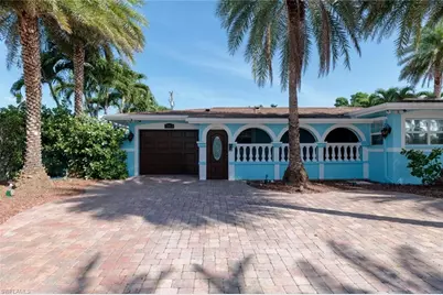 1013 SE 44th St, Cape Coral, FL 33904 - Photo 1