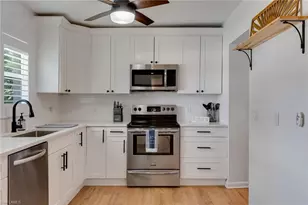 5118 York Ct, Cape Coral, FL 33904 - Photo 10