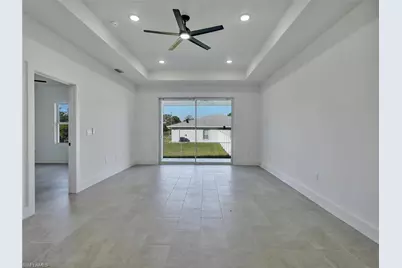 918 Eisenhower Blvd, Lehigh Acres, FL 33974 - Photo 4