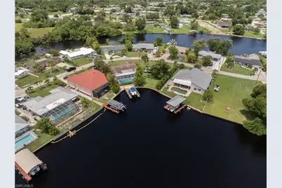 1300 Thompson St, North Fort Myers, FL 33903 - Photo 38