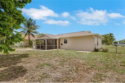 621 SW 29th Ter, Cape Coral, FL 33914 - Photo 26