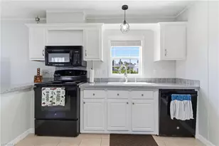 5558 Palm Beach Blvd, Fort Myers, FL 33905 - Photo 1