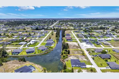 2108 NW 21st St, Cape Coral, FL 33993 - Photo 10