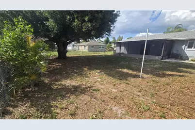 18448 Iris Rd, Fort Myers, FL 33967 - Photo 4