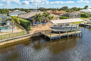 1102 SE 21st Ave, Cape Coral, FL 33990 - Photo 2