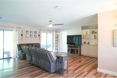 114 Greenwood Ave, Lehigh Acres, FL 33936 - Photo 10