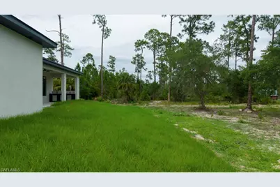 814 Clayton Ave, Lehigh Acres, FL 33972 - Photo 28