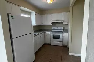 606 Hancock Bridge Pkwy, Cape Coral, FL 33990 - Photo 12