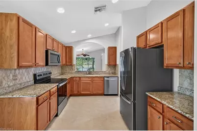 1574 Windamere Ln, Naples, FL 34119 - Photo 6