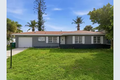 2540 SE 25th Ave, Cape Coral, FL 33904 - Photo 2