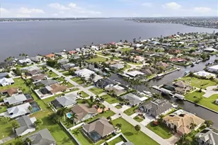 2540 SE 25th Ave, Cape Coral, FL 33904 - Photo 6