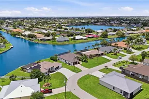 206 NE 21st Ave, Cape Coral, FL 33909 - Photo 38