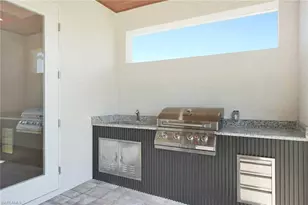 1426 SE 43rd Terrace, Cape Coral, FL 33904 - Photo 10