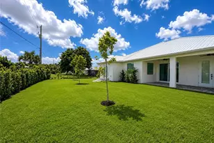 1426 SE 43rd Terrace, Cape Coral, FL 33904 - Photo 34