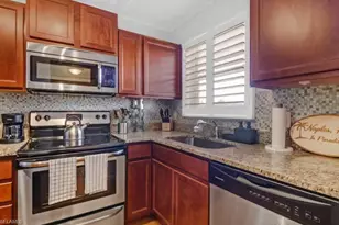 170 Turtle Lake Ct, Naples, FL 34105 - Photo 12