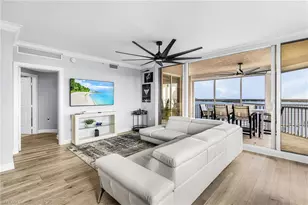 2090 W First St, Fort Myers, FL 33901 - Photo 4