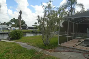13868 Lazy Ln, Fort Myers, FL 33905 - Photo 10