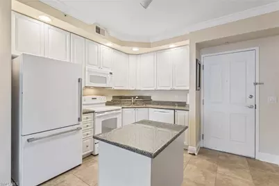 2825 Palm Beach Blvd #203, Fort Myers, FL 33916 - Photo 6