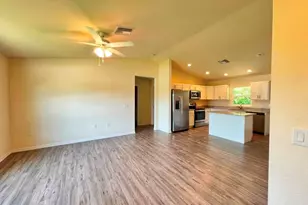 1173 E Benbow Cir, Labelle, FL 33935 - Photo 16