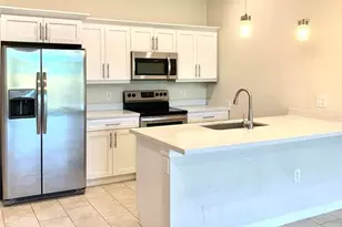 738 Gretchen Ave S, Lehigh Acres, FL 33973 - Photo 4