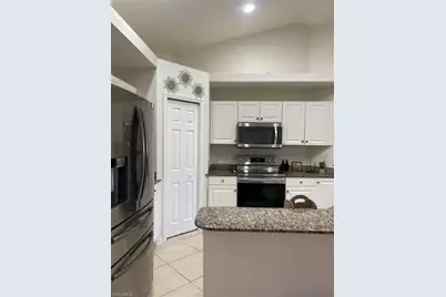2721 NW 4th St, Cape Coral, FL 33993 - Photo 14