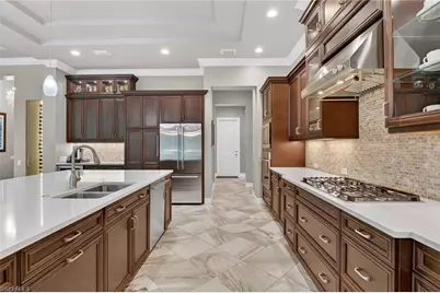 9595 Via Lago Way, Fort Myers, FL 33912 - Photo 10