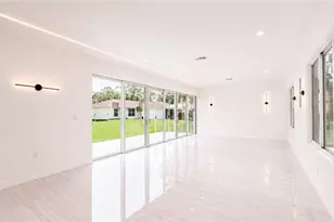 2931 16th Ave NE, Naples, FL 34120 - Photo 2