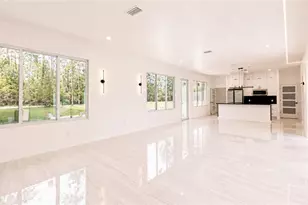 2931 16th Ave NE, Naples, FL 34120 - Photo 4