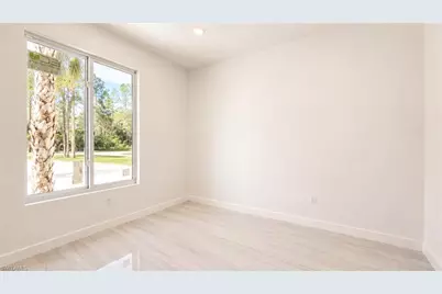 2931 16th Ave NE, Naples, FL 34120 - Photo 8