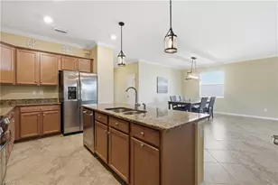 2007 Parson St, Naples, FL 34120 - Photo 8