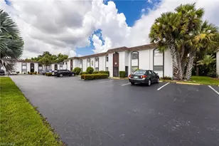 2828 Jackson St, Fort Myers, FL 33901 - Photo 2