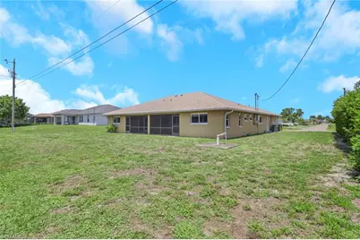 22/ 24 NW 15th Pl, Cape Coral, FL 33993 - Photo 24