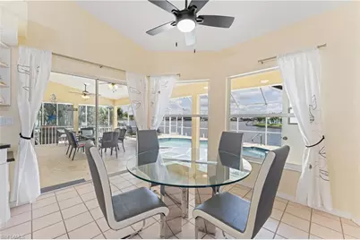 102 SW 9th St, Cape Coral, FL 33991 - Photo 8