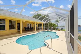 102 SW 9th St, Cape Coral, FL 33991 - Photo 32