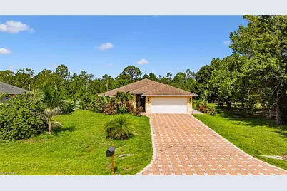 1407 Poinsettia Ave, Lehigh Acres, FL 33972 - Photo 2