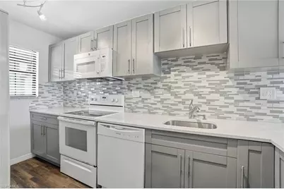 5323 Treetops Dr #T203, Naples, FL 34113 - Photo 14