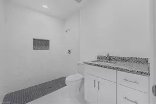 1816 Long Beach Dr, Lehigh Acres, FL 33972 - Photo 32