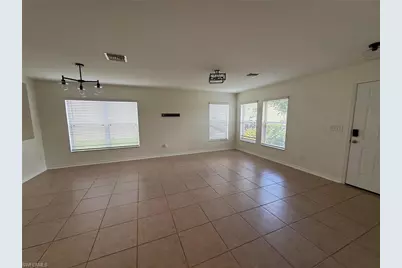 18168 Horizon View Blvd, Lehigh Acres, FL 33972 - Photo 8