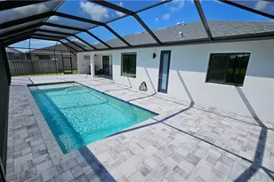 136 Kamal Pkwy, Cape Coral, FL 33904 - Photo 4