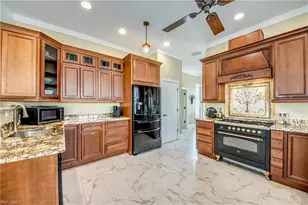3426 SW 7th Ln, Cape Coral, FL 33991 - Photo 2