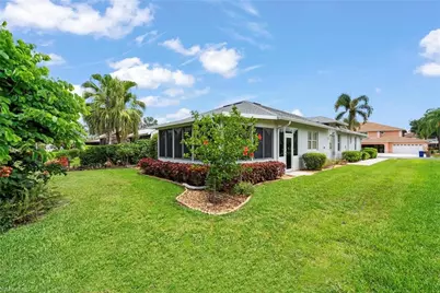 20024 Lake Vista Cir, Lehigh Acres, FL 33936 - Photo 8