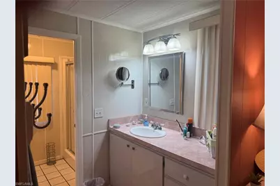 94 Poinsettia Dr, Fort Myers, FL 33905 - Photo 20