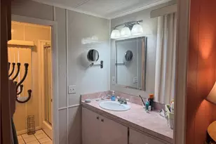 94 Poinsettia Dr, Fort Myers, FL 33905 - Photo 20