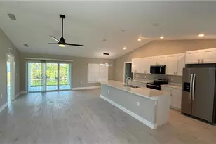 1424 NE 37th St, Cape Coral, FL 33909 - Photo 2