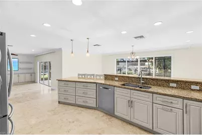 5985 Baker Ct, Fort Myers, FL 33919 - Photo 14
