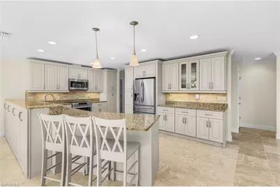 5985 Baker Ct, Fort Myers, FL 33919 - Photo 10