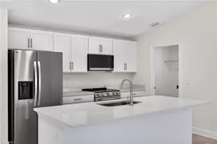1707 NW 25th Ln, Cape Coral, FL 33993 - Photo 6