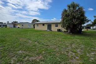 1507 Markdale St E, Lehigh Acres, FL 33936 - Photo 12