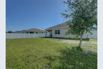 328 SW 24th Pl, Cape Coral, FL 33991 - Photo 34